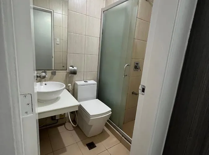 Jinx For Rent Aparthotel Manila